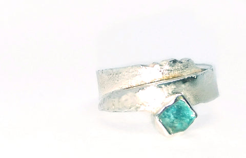 Rockface and Apatite Overlap Ring