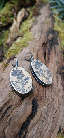 Sea Strand Dendrite Earrings