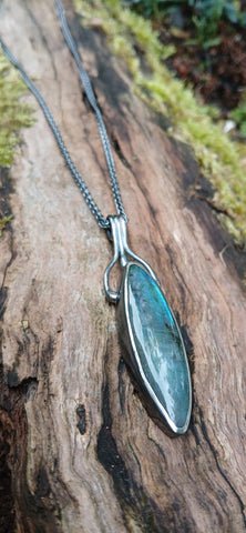 Labradorite Tendril oval Pendulum Pendant