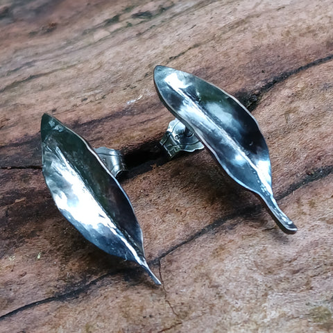 Oxidised Leaf Studs