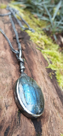 Labradorite Tendril oval Pendulum Pendant