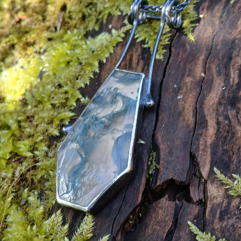 Moss agate 'Swimming in the Deep' Pendant