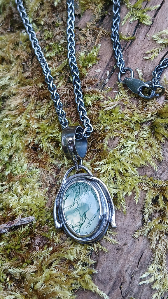 Moss agate Hag Pendant