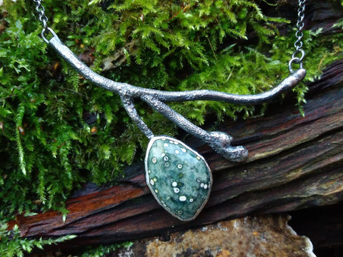 Seaweed Pod Necklace