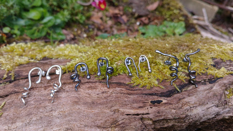 Tendril Studs