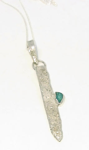 Rockface and Apatite Pendant 5