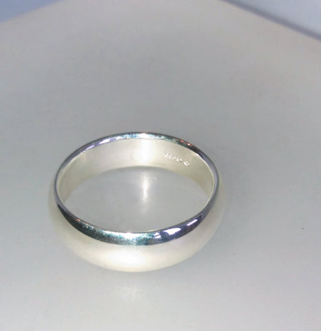 Plain D Shape Ring Size V