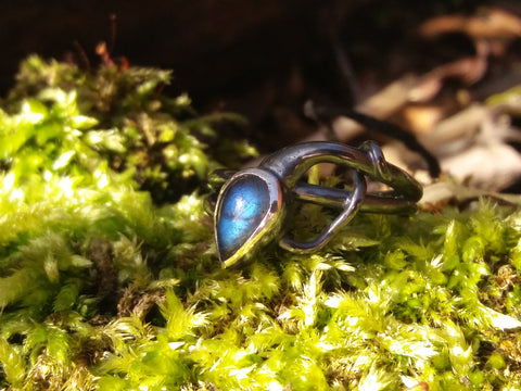 Labradorite Bud Ring